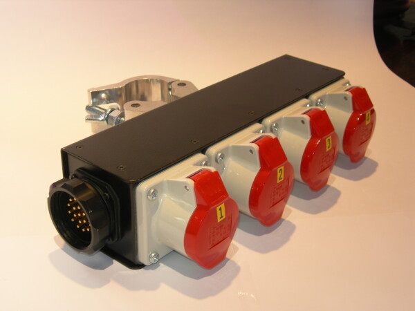 outboard Splitter Box DS4 Socapex auf auf 4 x CEE 4-pol (für DV8 Controller)