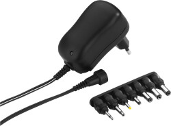 Schaltnetzgeraet 1 A mit 7 Steckadapter