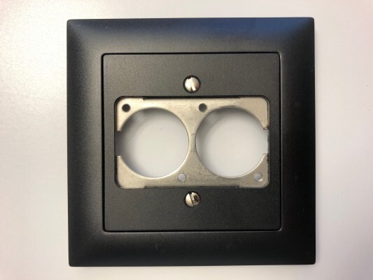 UP-EDIZIOdue schwarz, fuer 2x D-Serie Einbaubuchse