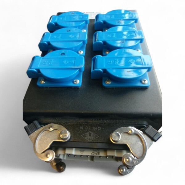 Noleggio: Presa adattatore, Harting maschio / 6x T13, opzionalmente anche con collegamento Harting aggiuntivo