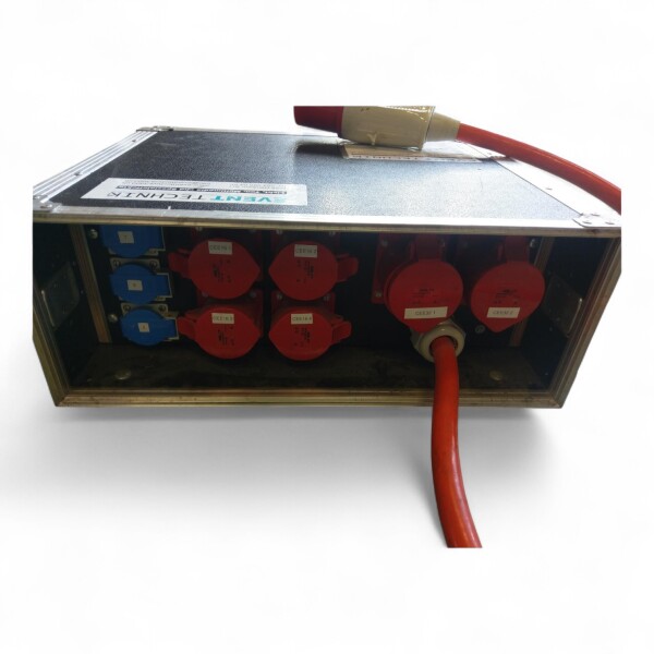 Noleggio: Distributore di corrente CEE63, distributore da 19", ingresso CEE63 / uscita: 2x CEE32, 4x CEE16, 3x T23, con FI e LS